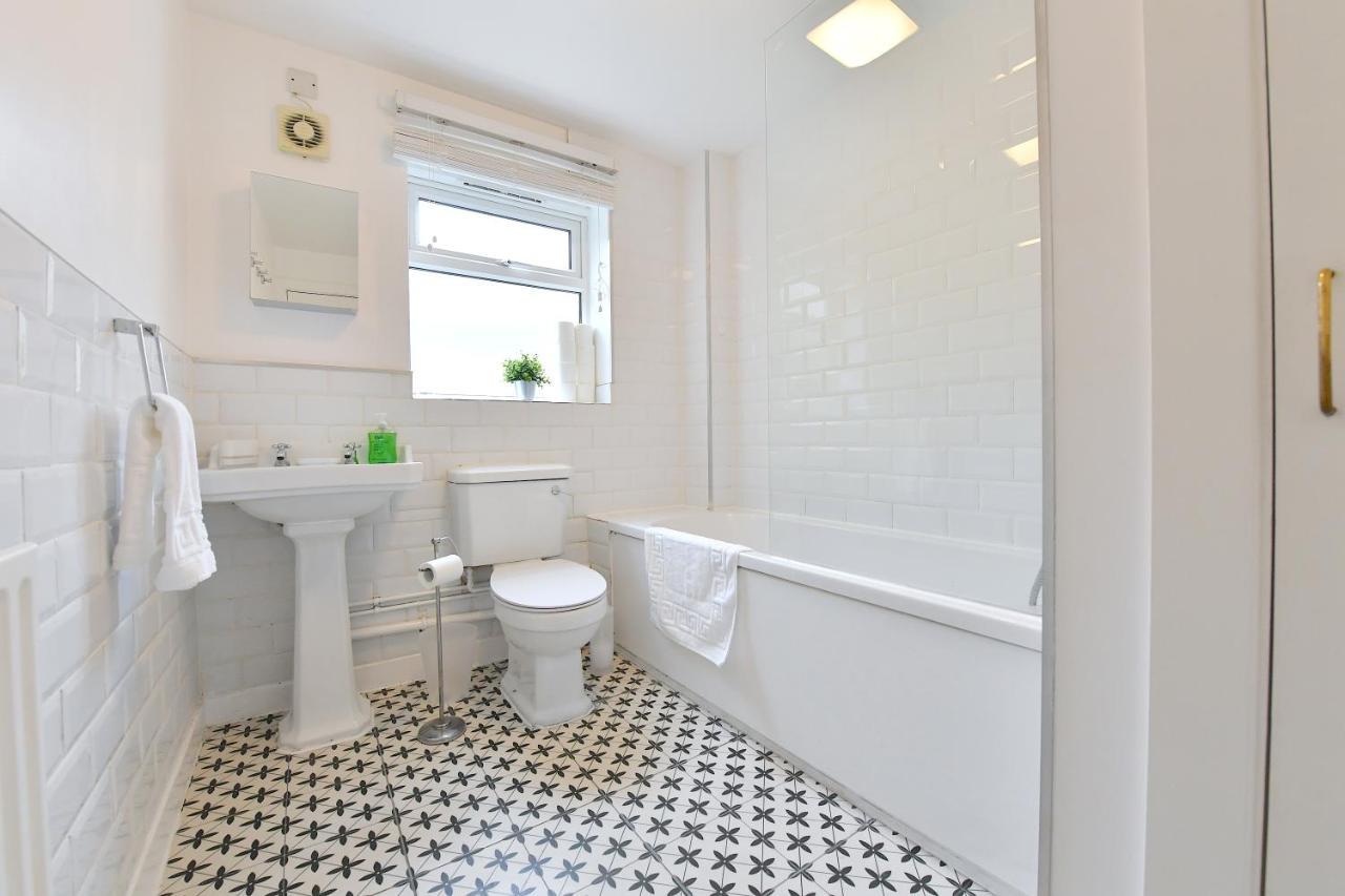 Clapham Junction - 2 Bedroom Apartment Londra Dış mekan fotoğraf